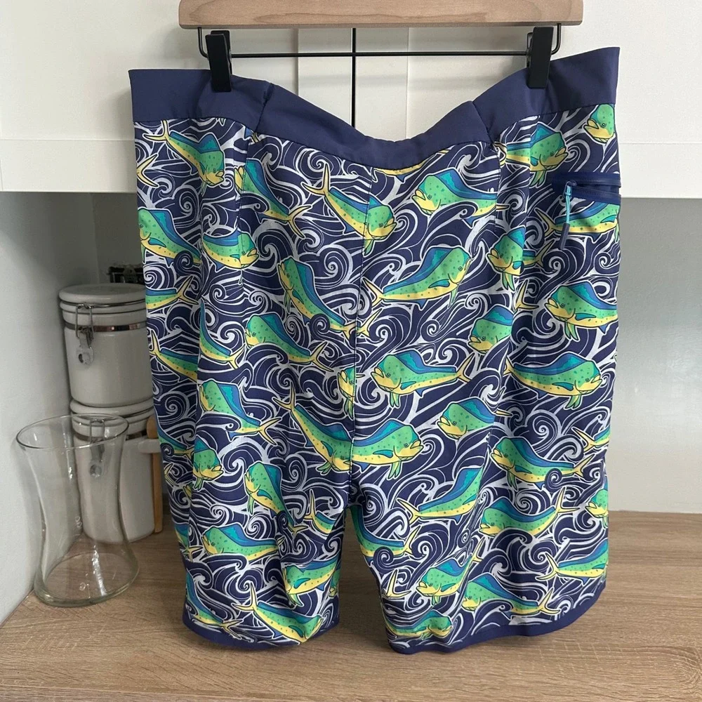 Vineyard Vines Mens 38 Board Shorts Dolphin Fish Performance Swim Trunks Pockets